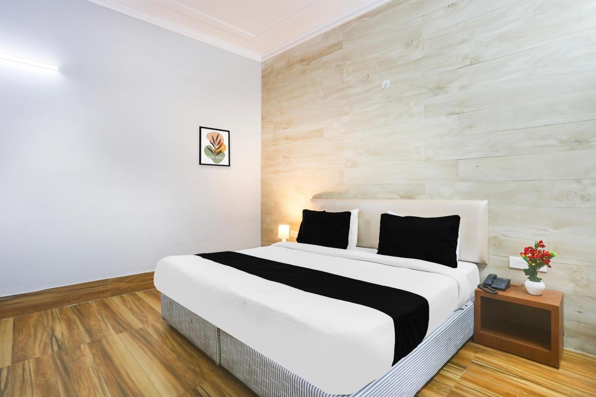 Hotel Super Collection O Bhiwadi Exterior foto
