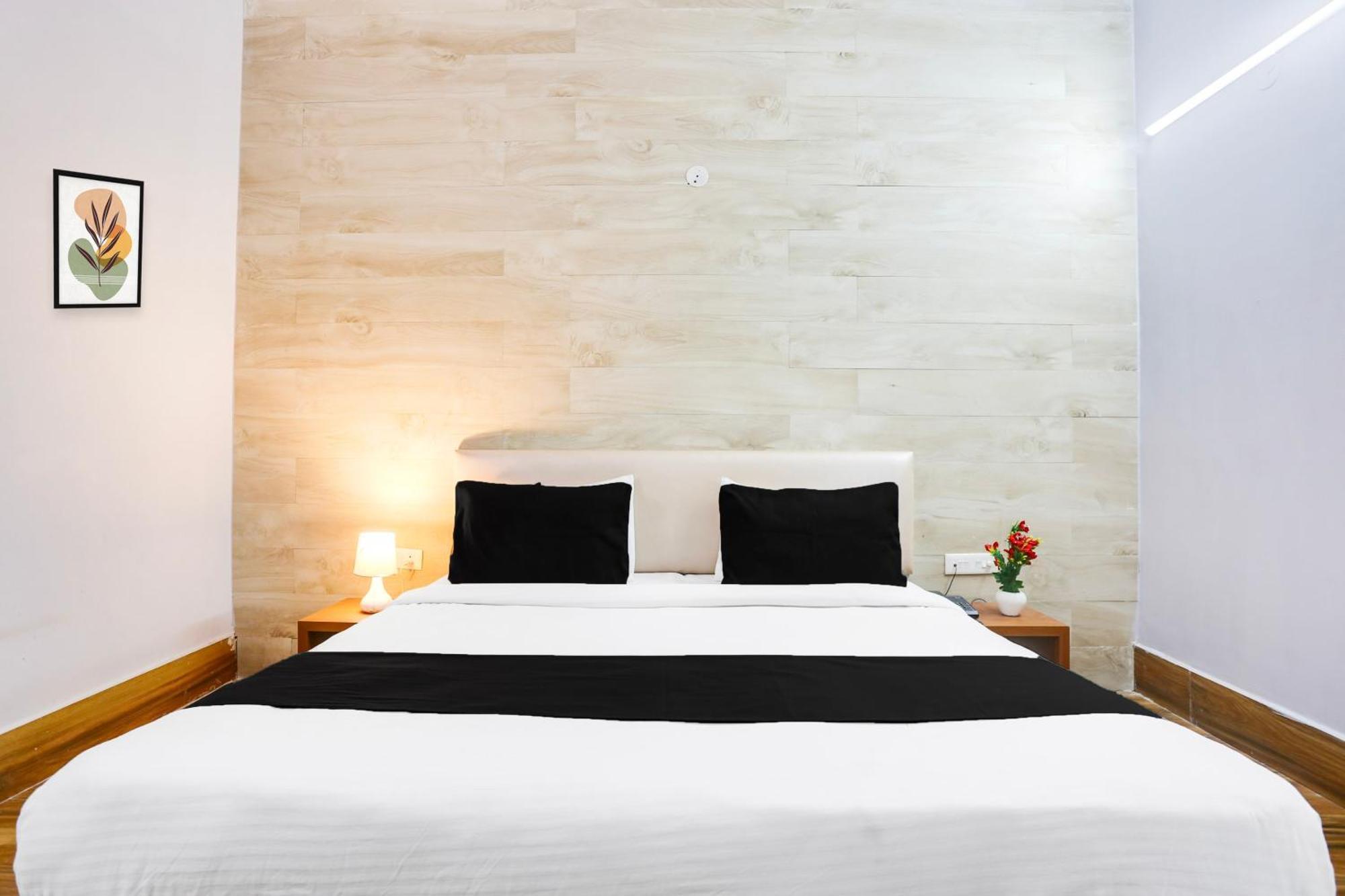 Hotel Super Collection O Bhiwadi Exterior foto